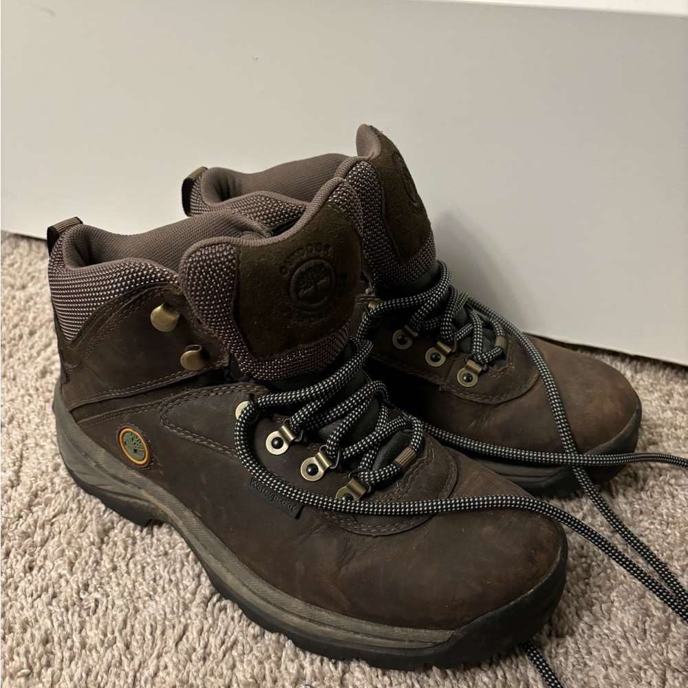 Timberland hiking boots brown